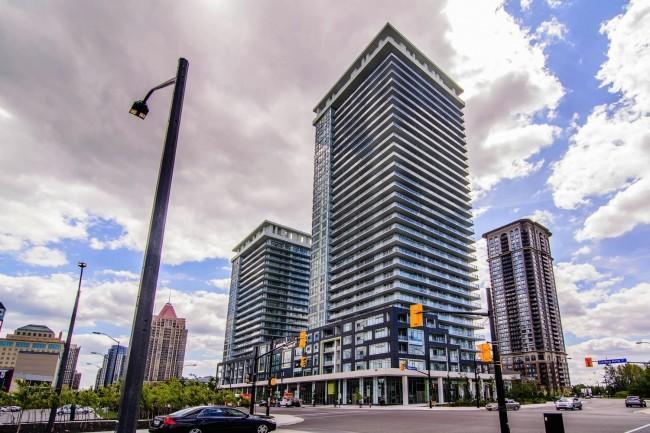 Square One Fully Furnished Suite 미시소거 객실 사진
