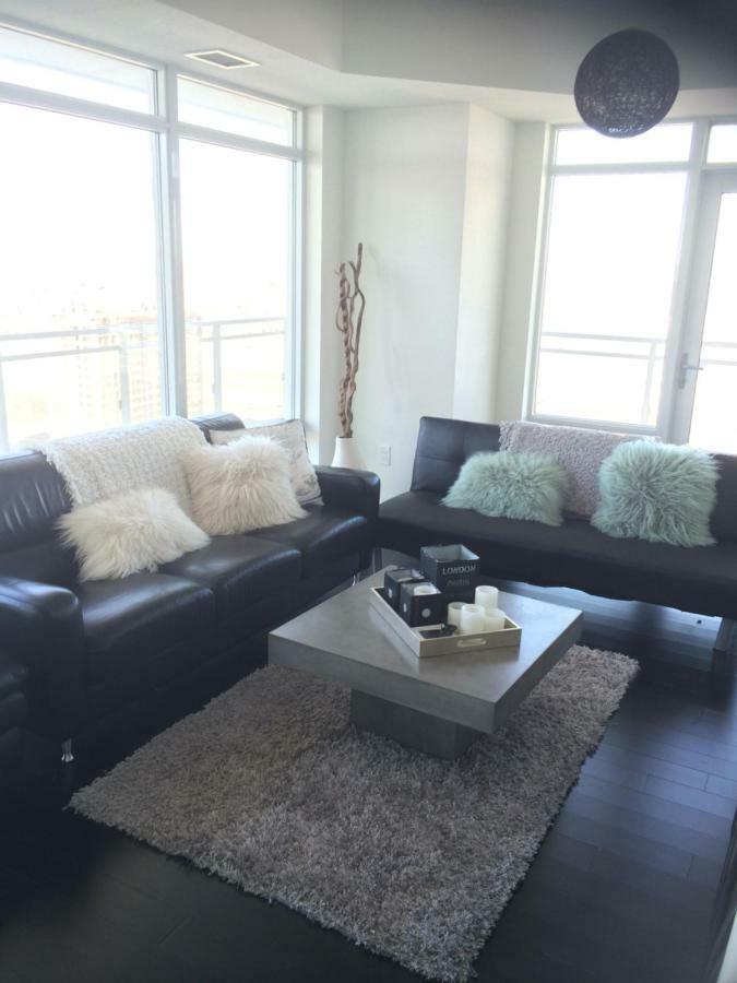 Square One Fully Furnished Suite 미시소거 외부 사진